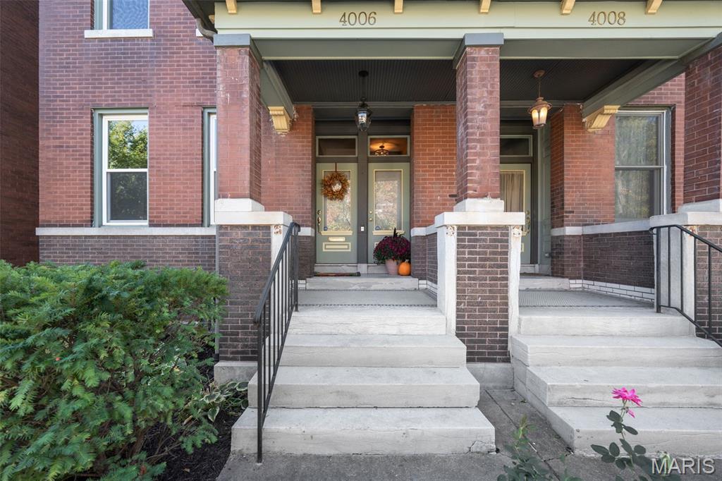 4006 Russell Boulevard