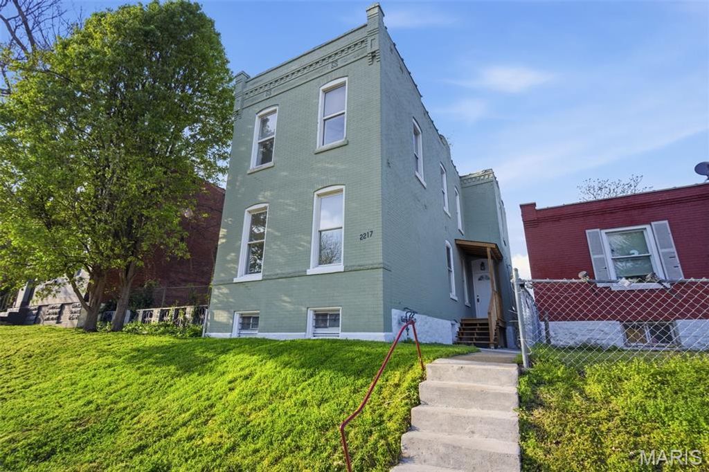 Photo of 2217 Keokuk Street, St Louis, MO 63118 (MLS # 26020677)