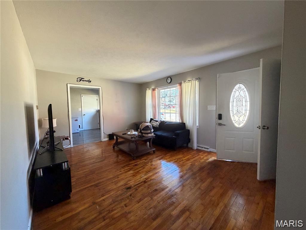 Lebanon Acreage - Residential