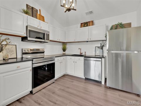 Tiny photo for 1231 Creve Coeur Crossing Lane #J, Chesterfield, MO 63017 (MLS # 26003799)