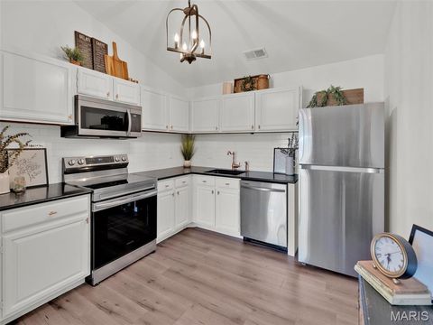 Tiny photo for 1231 Creve Coeur Crossing Lane #J, Chesterfield, MO 63017 (MLS # 26003799)