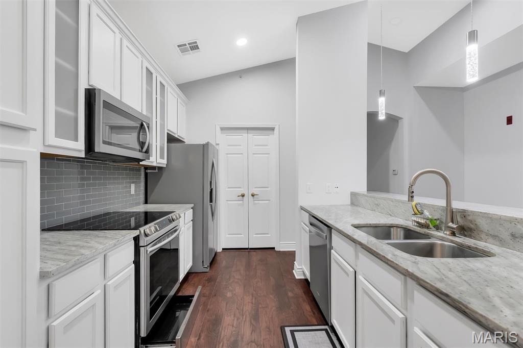 Bridgewater Cove A Condo Ph Two - Residential