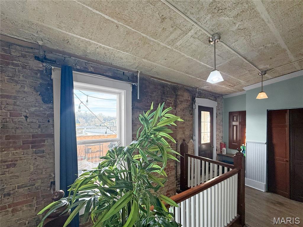 City/Hannibal - Commercial Sale