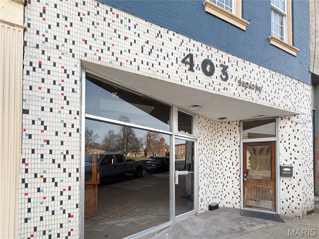 City/Hannibal - Commercial Sale