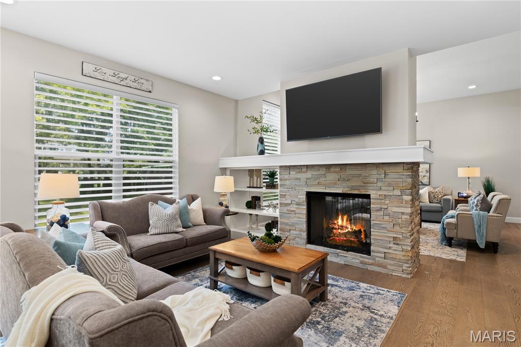 O'Fallon, Missouri 63368, United States, 4 Bedrooms Bedrooms, ,4 BathroomsBathrooms,Residential,Active,185668