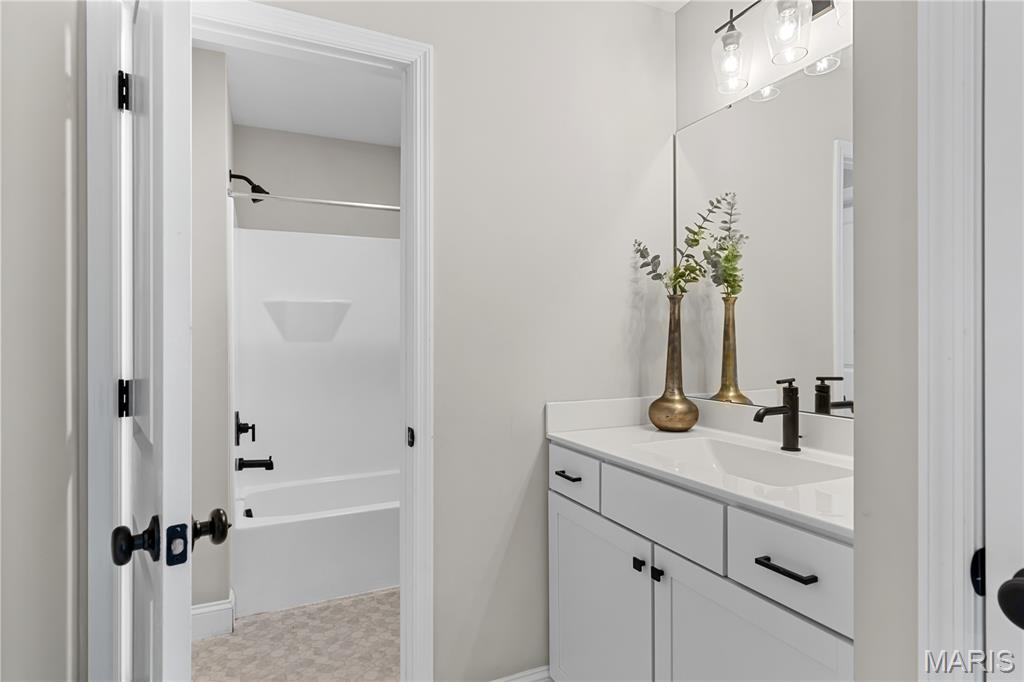 O'Fallon, Missouri 63368, United States, 4 Bedrooms Bedrooms, ,4 BathroomsBathrooms,Residential,Active,185668