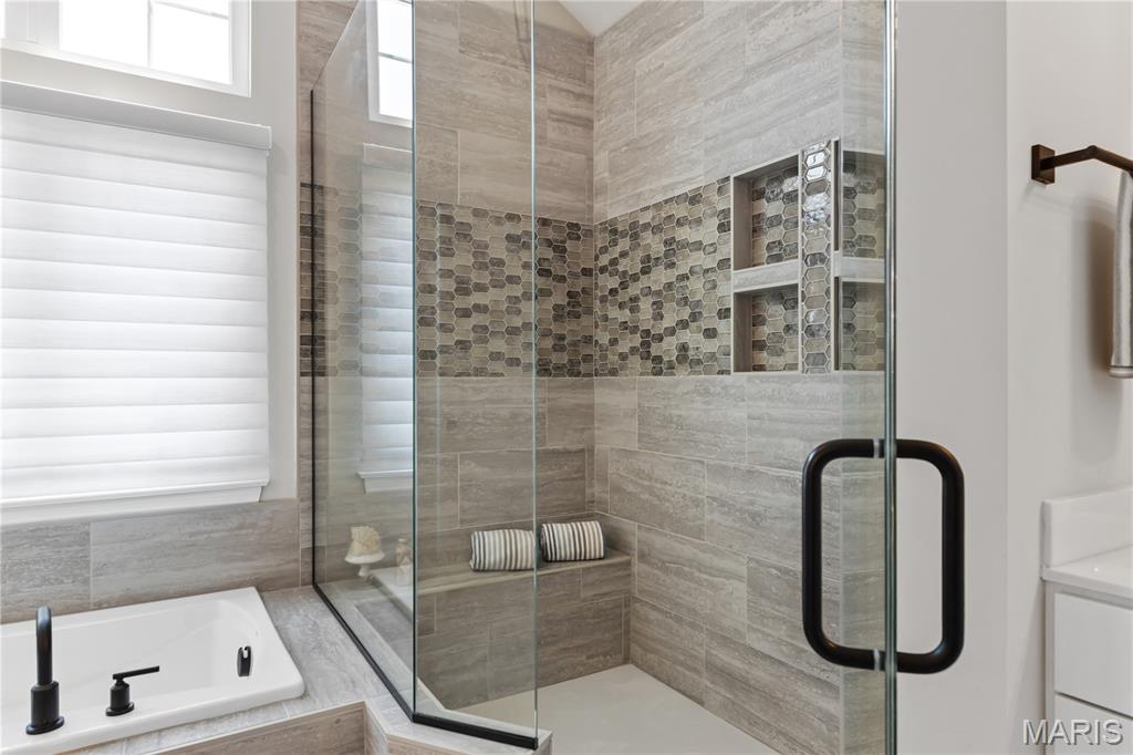 O'Fallon, Missouri 63368, United States, 4 Bedrooms Bedrooms, ,4 BathroomsBathrooms,Residential,Active,185668