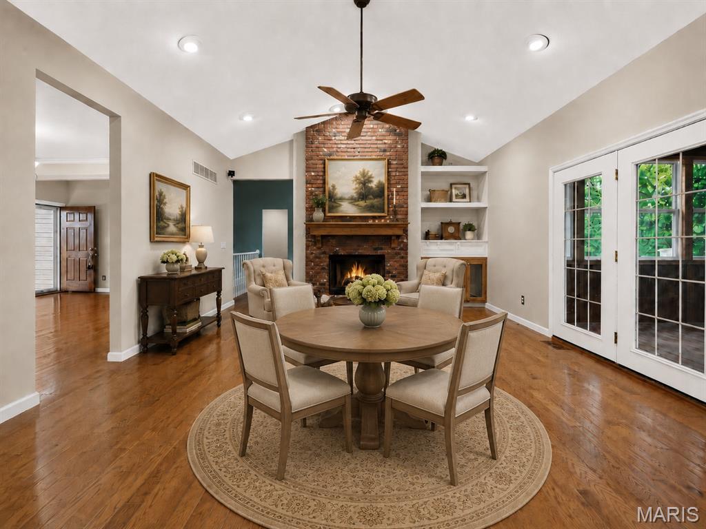 1819 Heather Glen Court