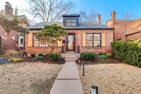 7360 Stanford Avenue University City MO 63130