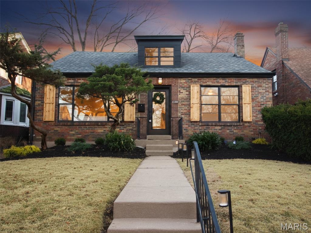 7360 Stanford Avenue