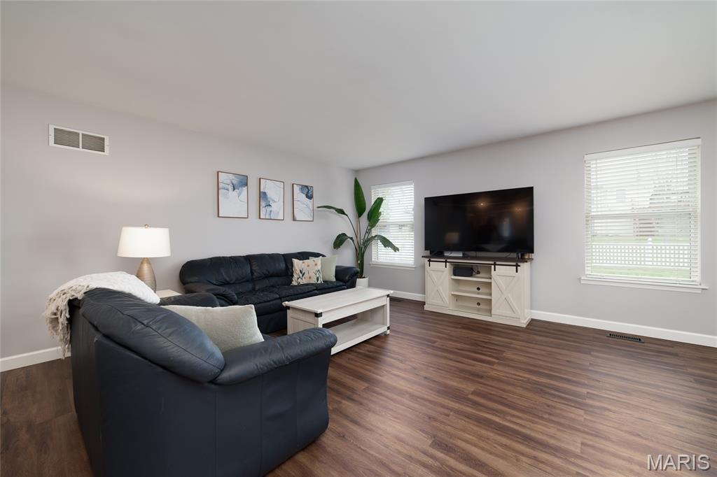 Westbury Village At Thornbury - Residential