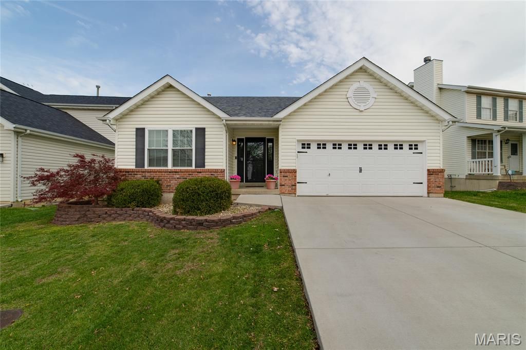 Photo of 509 Parkland Place Drive, OFallon, MO 63366 (MLS # 26020647)