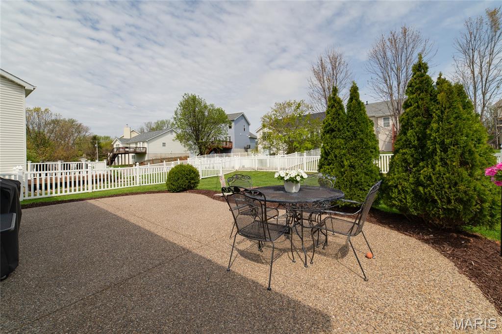 Westbury Village At Thornbury - Residential