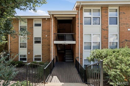 1920 Hunting Lake Ct Apt 302 – Investment Home