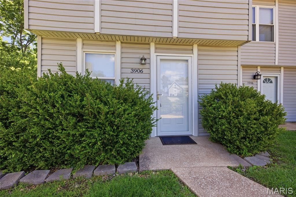 Photo of 3906 Cherry Brook Drive, Arnold, MO 63010 (MLS # 26027039)