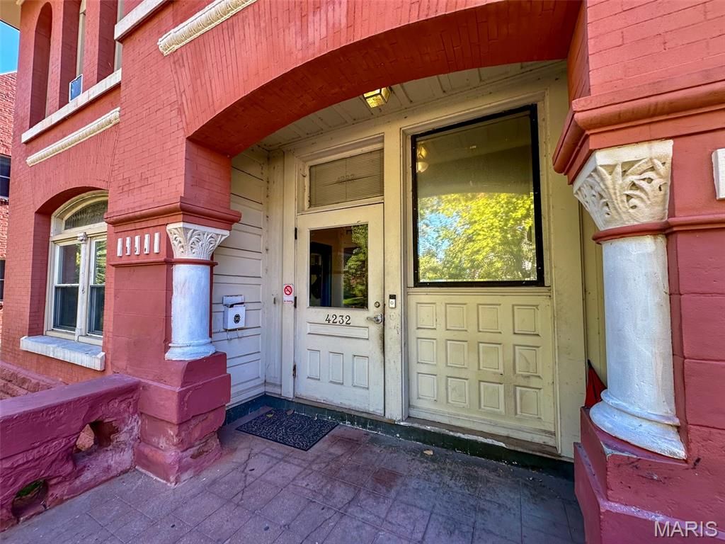 Photo of 4232 W Pine Boulevard, St Louis, MO 63108 (MLS # 25073038)