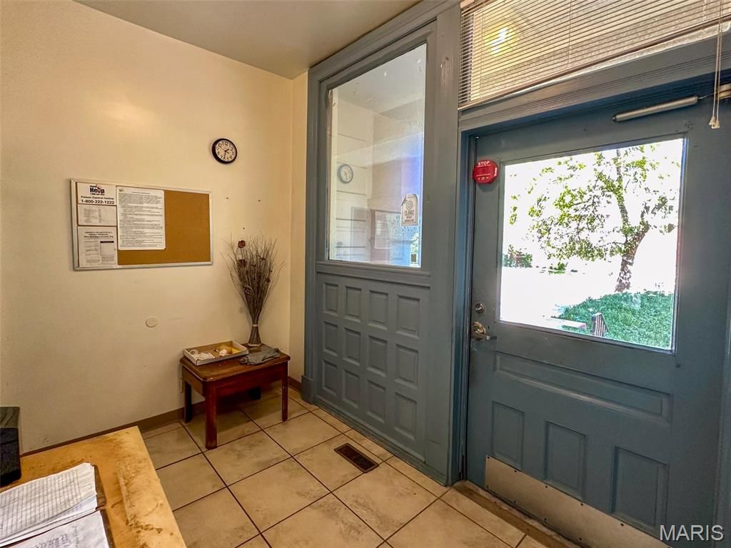 Photo of 4232 W Pine Boulevard, St Louis, MO 63108 (MLS # 25073038)