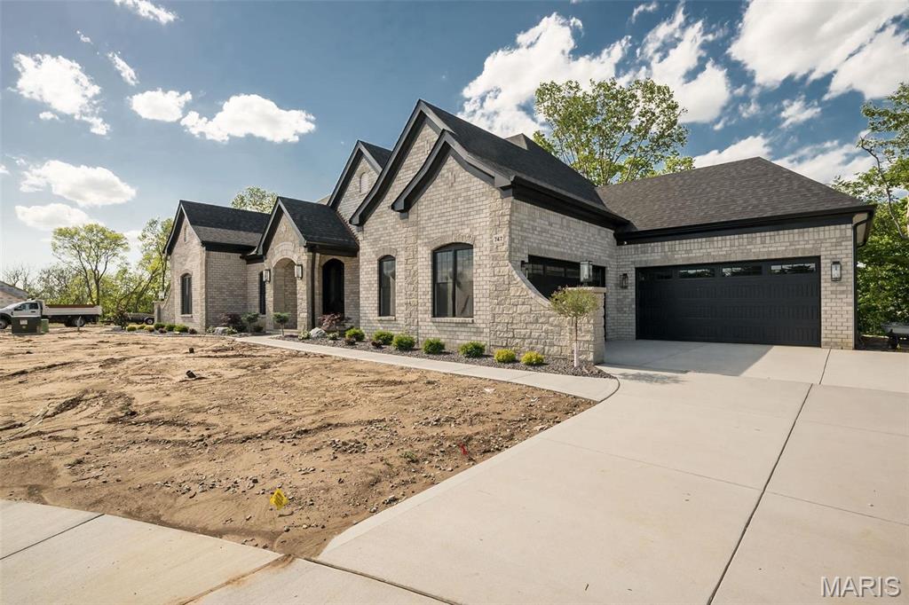 805 Silver Buck Lane
