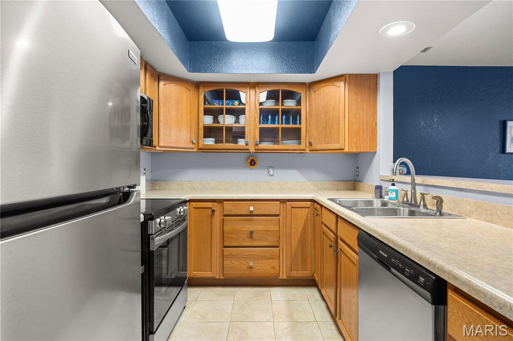 Wood Crest Condos - Residential