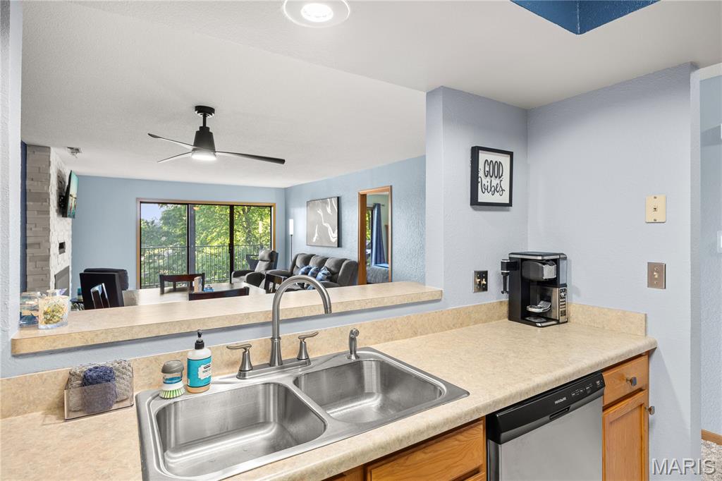 Wood Crest Condos - Residential