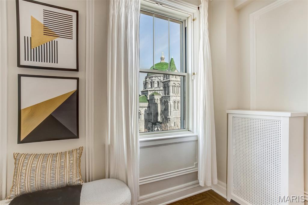 Pierre Chouteau Condo - Residential