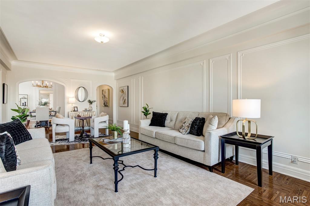 Pierre Chouteau Condo - Residential