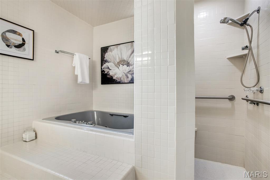 Pierre Chouteau Condo - Residential