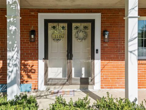 Tiny photo for 1001 Barberry Lane, Kirkwood, MO 63122 (MLS # 26007221)