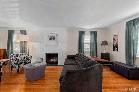 Tiny photo for 1001 Barberry Lane, Kirkwood, MO 63122 (MLS # 26007221)