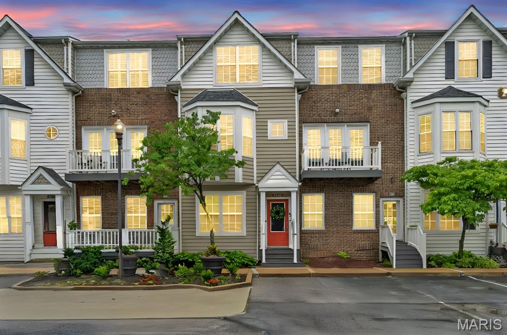 231 W Monroe Avenue 205