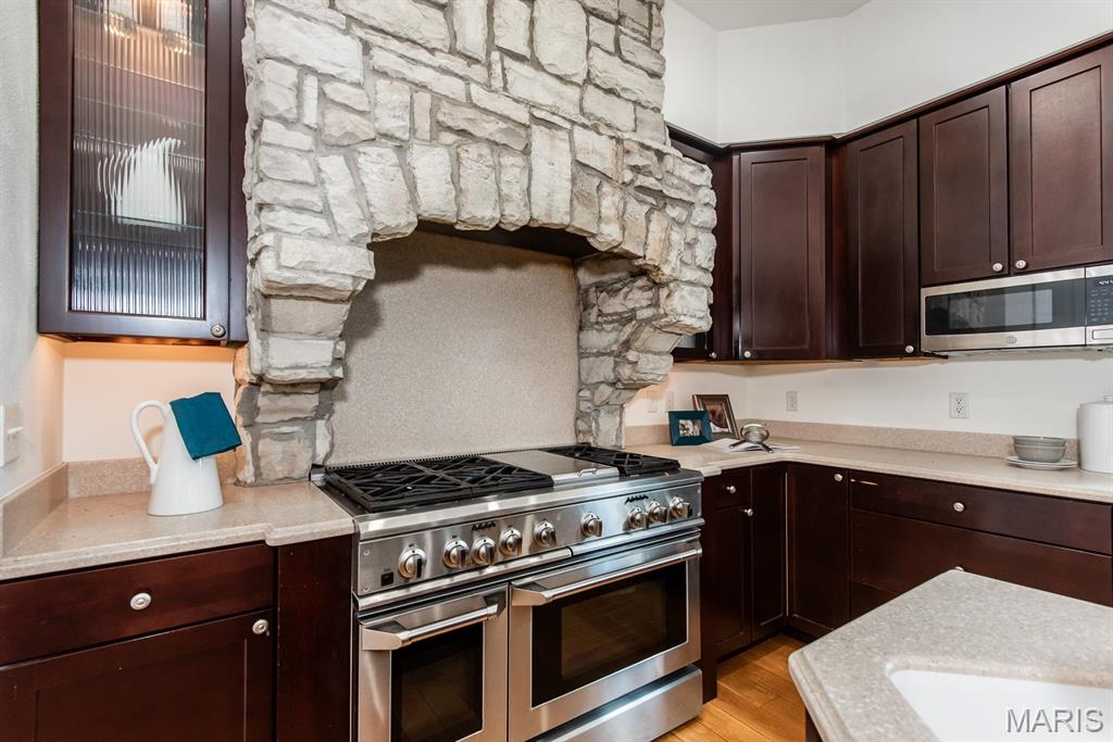 Gaslight Square - Residential