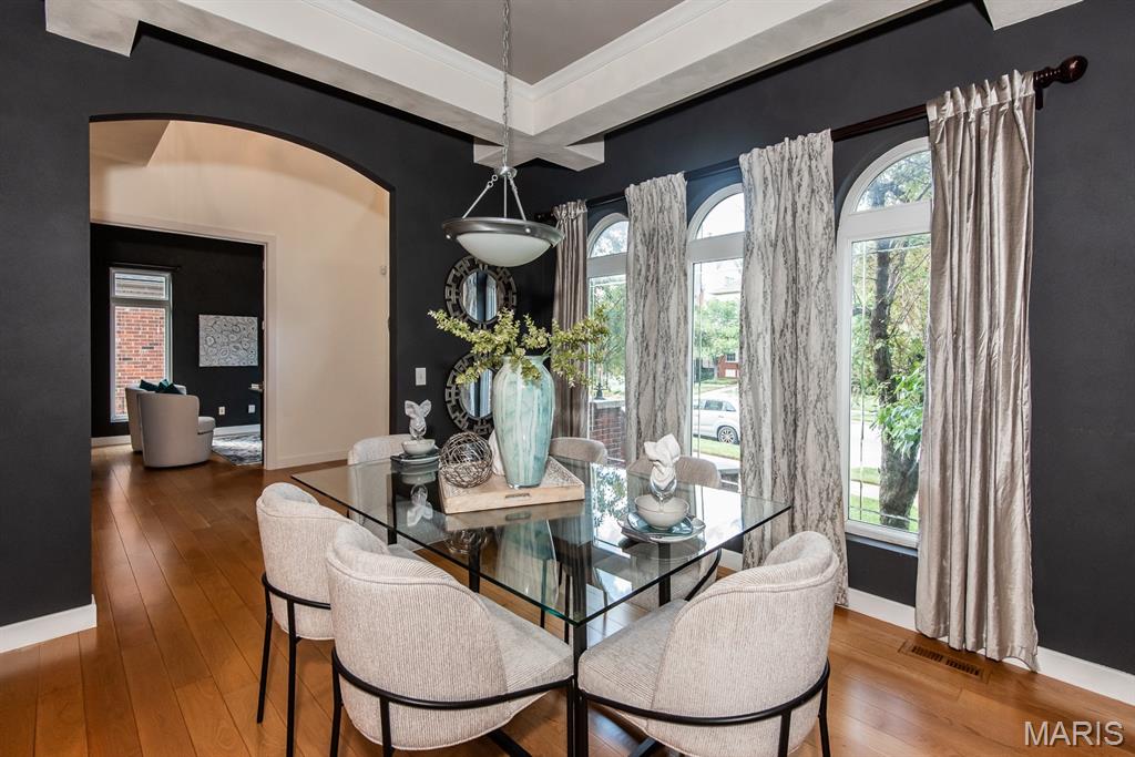 Gaslight Square - Residential