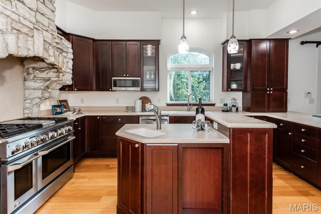 Gaslight Square - Residential