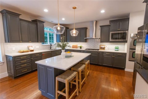 Tiny photo for 220 Woodcliffe Place Drive, Chesterfield, MO 63005 (MLS # 26038043)