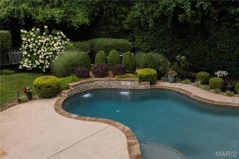 Tiny photo for 220 Woodcliffe Place Drive, Chesterfield, MO 63005 (MLS # 26038043)