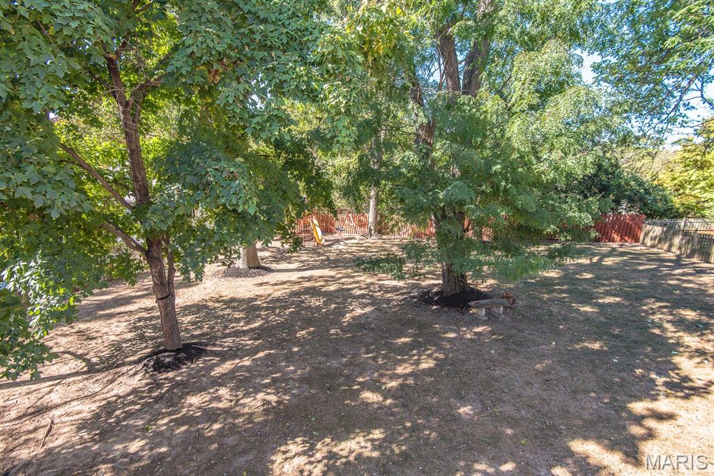 Ballwin, Missouri 63021, United States, 4 Bedrooms Bedrooms, ,3 BathroomsBathrooms,Residential,Pending,222787