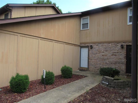 Photo of 1941 Ramada Boulevard, Collinsville, IL 62234 (MLS # 26060731)