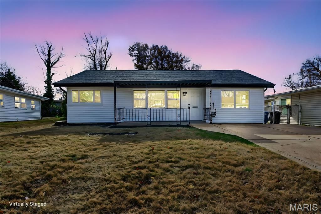 Photo of 8408 Engler Avenue, St John, MO 63114 (MLS # 25079049)