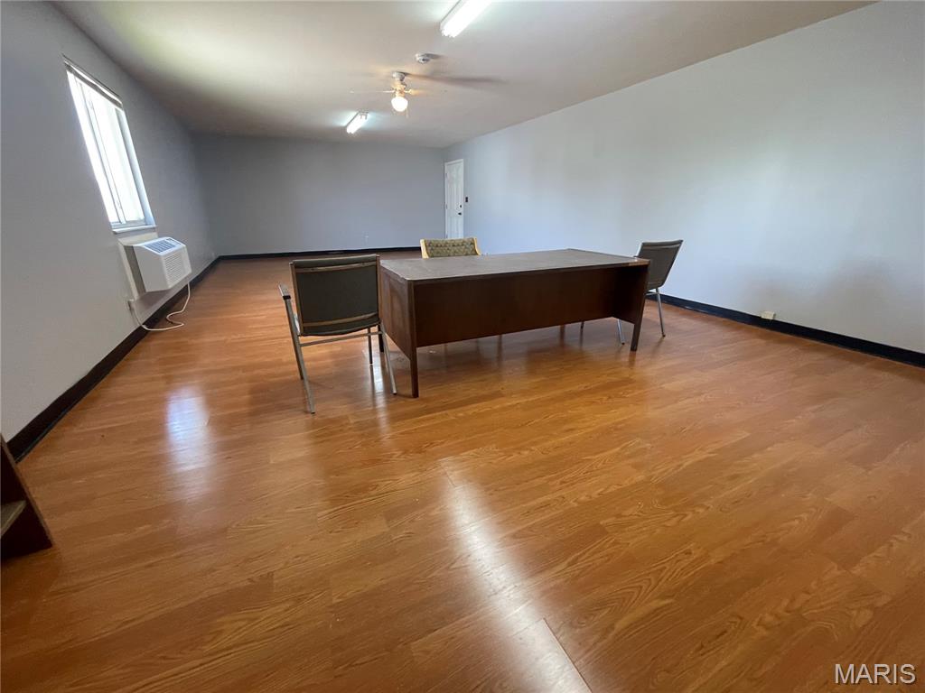 Business Park - Commercial Lease