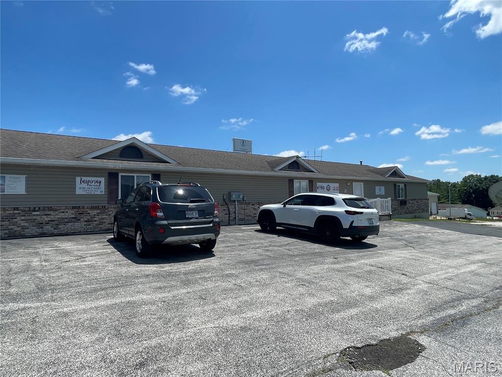 Business Park - Commercial Lease