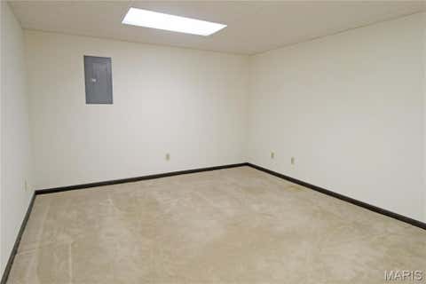Tiny photo for 100 Worthington Oaks Drive, Creve Coeur, MO 63141 (MLS # 26046925)