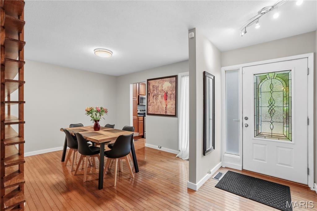 Photo of 1021 Fairways Drive #1, Lake Saint Louis, MO 63367 (MLS # 26024763)