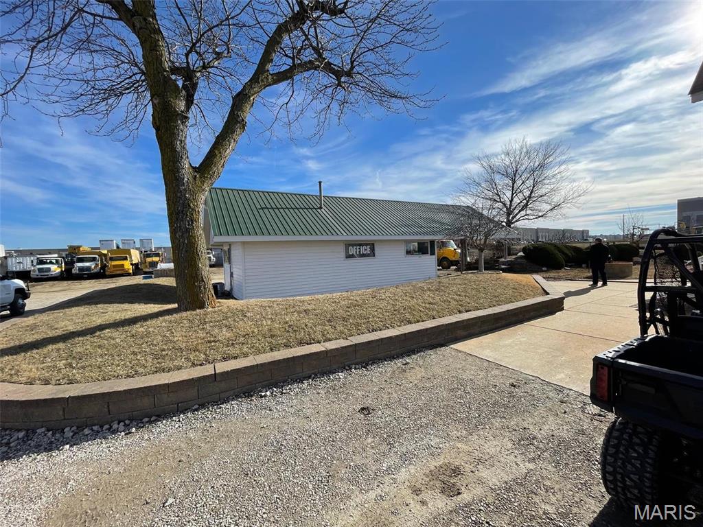 4720 Aubuchon Road 500