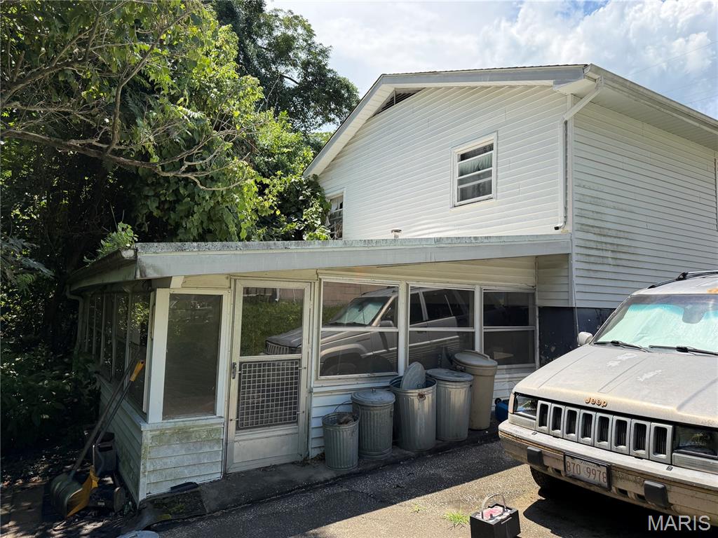 220 W 4th Street