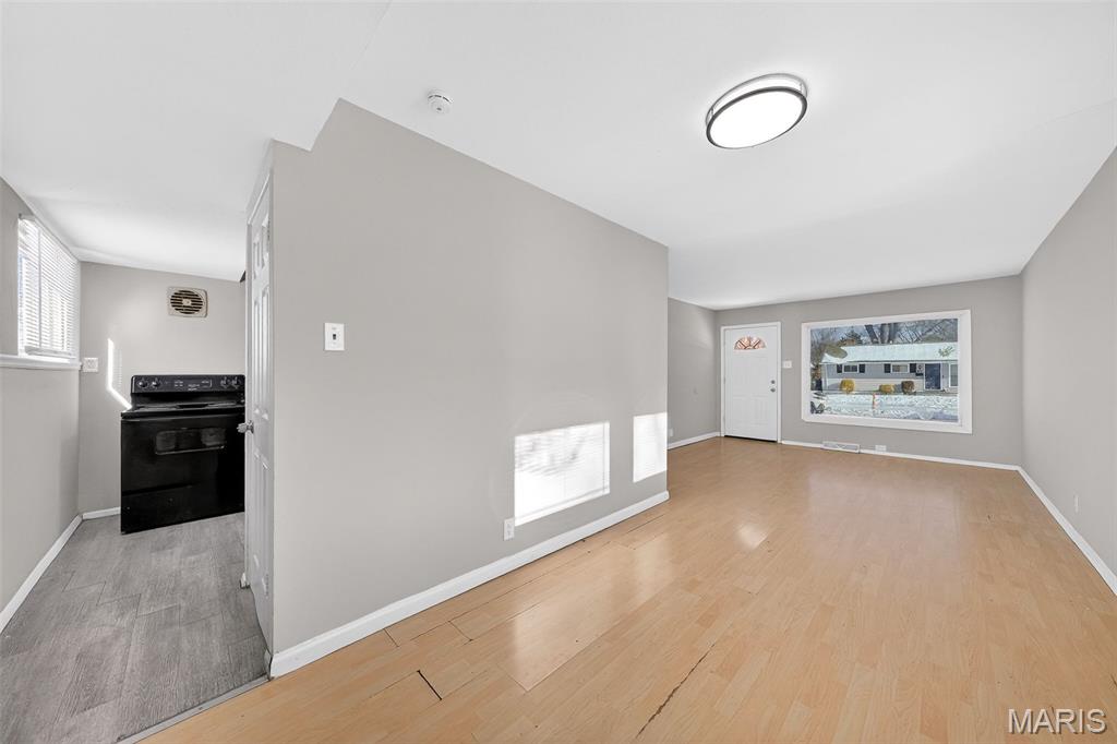 Glasgow Village Unit 9 - Residential