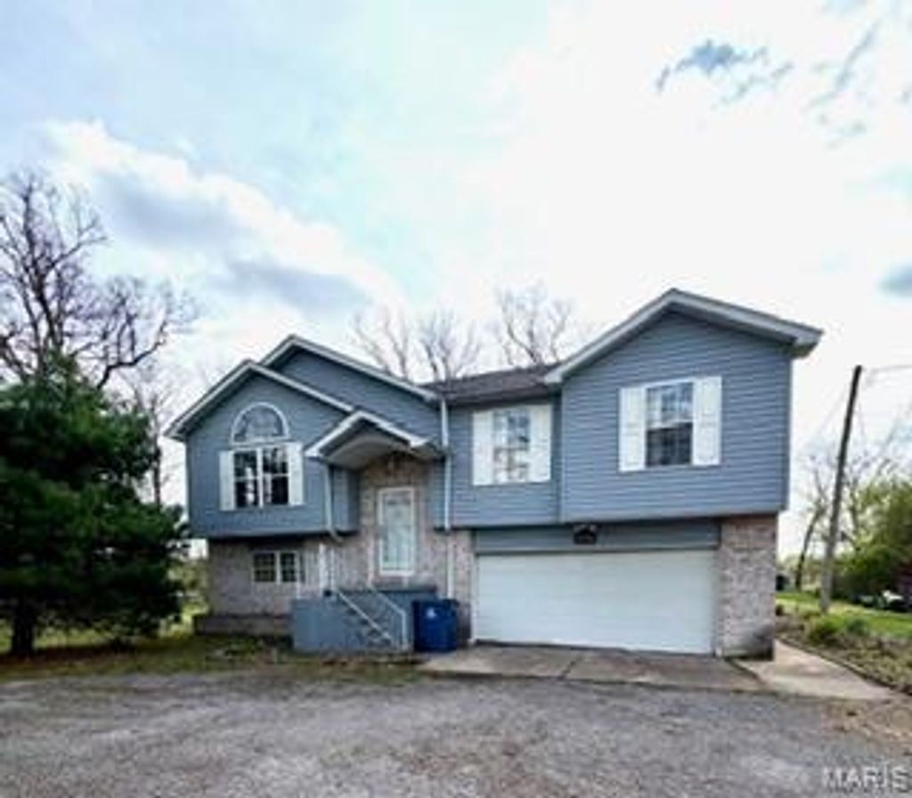 Photo of 2846 Fannie Drive, Arnold, MO 63010 (MLS # 26019930)