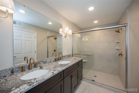 Tiny photo for 1010 Thoreau Court #211, Creve Coeur, MO 63146 (MLS # 25080129)