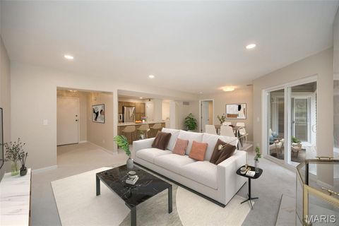 Tiny photo for 1010 Thoreau Court #211, Creve Coeur, MO 63146 (MLS # 25080129)