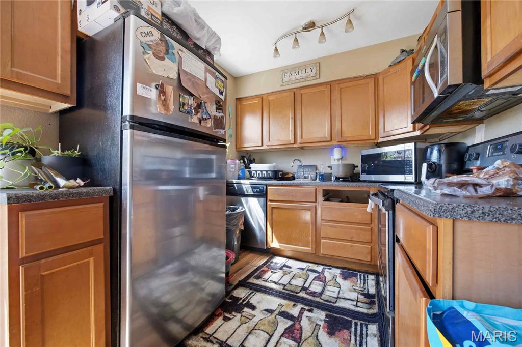 1219 Clarkson Court