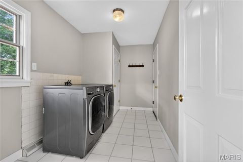 Tiny photo for 12847 Haw Thicket Lane, Des Peres, MO 63131 (MLS # 26026512)